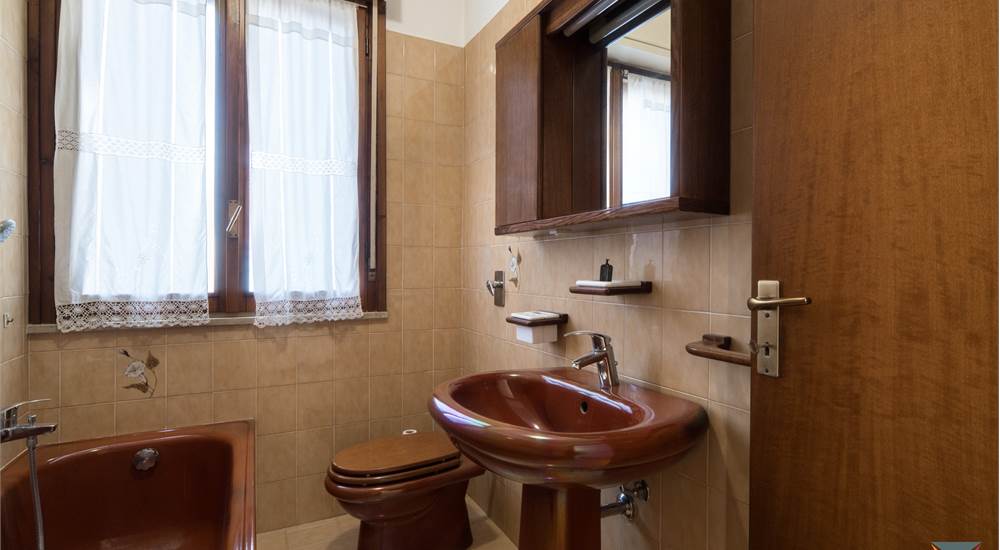 bagno primo piano
